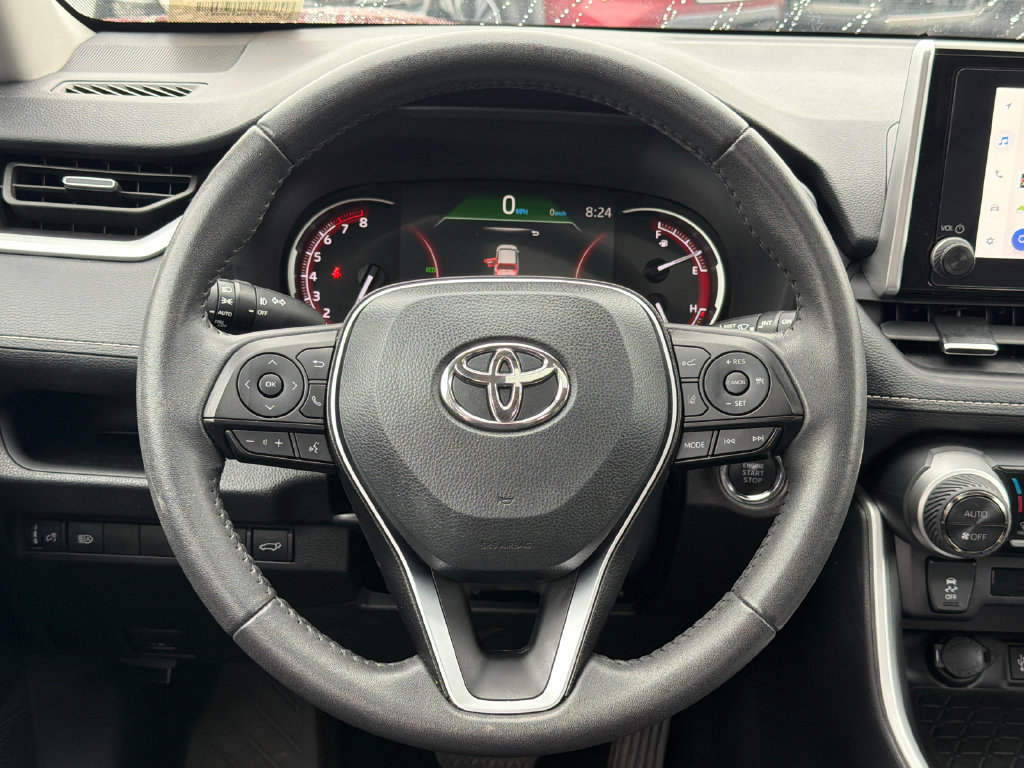 Used 2025 Toyota RAV4 XLE Premium FWD image 24