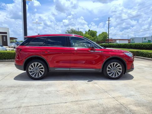 Used 2023 Lincoln Corsair Reserve w/ Equipment Group 201A AWD/4WD image 8