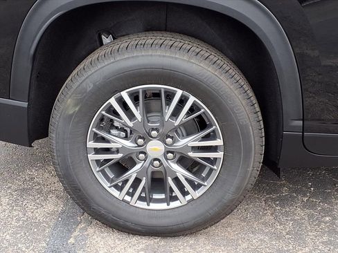 New 2026 Chevrolet Traverse LT image 4