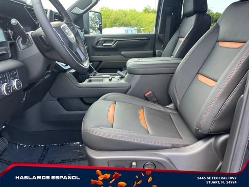 New 2026 GMC Sierra 2500 AT4 w/ AT4 Premium Plus Package AWD/4WD image 9