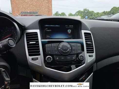Used 2015 Chevrolet Cruze LT FWD image 16