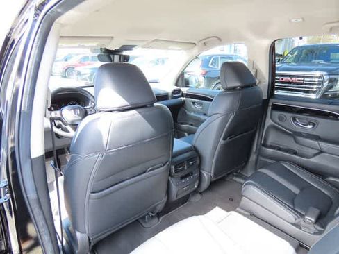 Certified 2024 Honda Pilot EX-L image 16