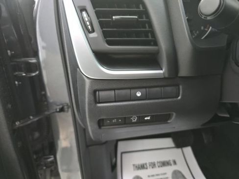 Used 2026 Nissan Rogue SV AWD/4WD image 14