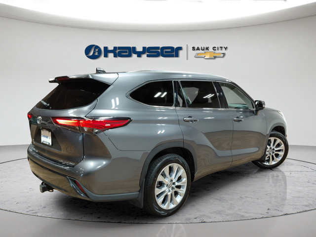 Used 2023 Toyota Highlander Limited AWD/4WD image 7
