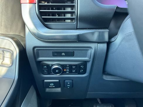 Used 2025 Ford F150 Raptor AWD/4WD image 19