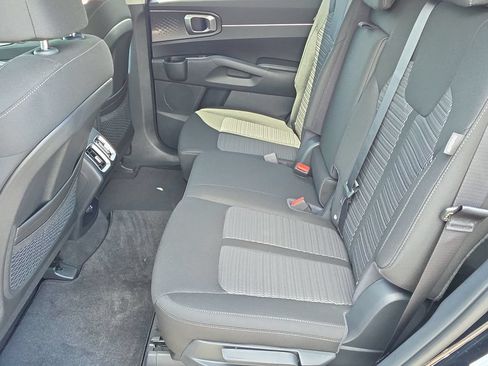 New 2026 Kia Sorento LX FWD image 16