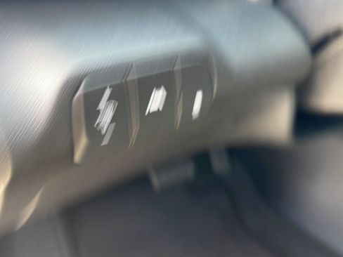 Used 2023 Hyundai Elantra SEL w/ Convenience Package FWD image 24