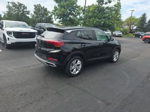 Used 2025 Buick Encore GX Preferred w/ Advanced Technology Package AWD/4WD image 5