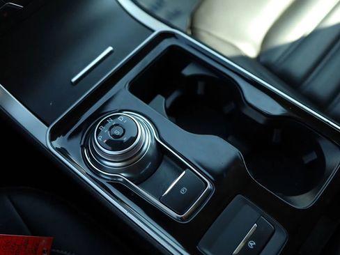 Used 2020 Ford Edge SEL w/ Cold Weather Package image 20