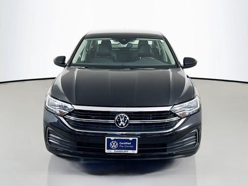 Used 2023 Volkswagen Jetta SE w/ Panoramic Sunroof Package FWD image 6
