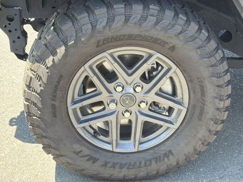 Used 2024 Jeep Wrangler Unlimited Sport AWD/4WD image 16