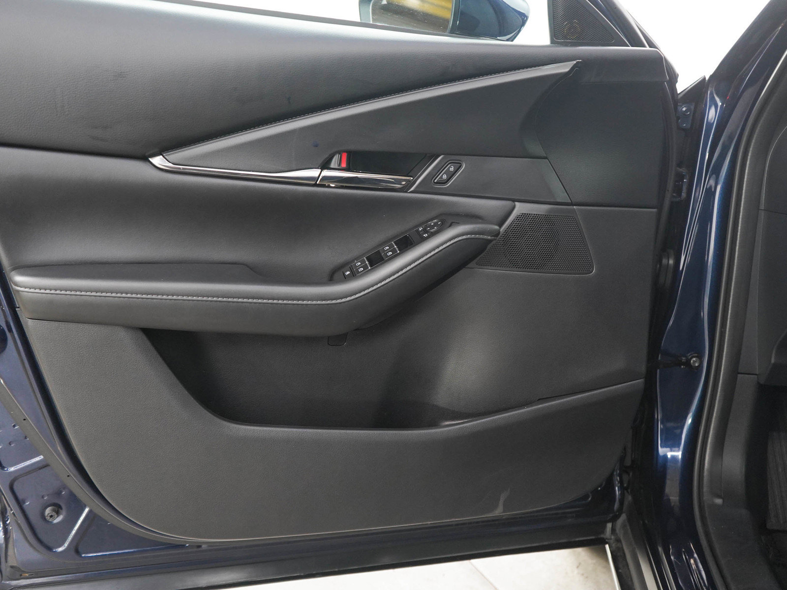 Used 2023 MAZDA CX-30 AWD 2.5 S w/ Preferred Package image 19