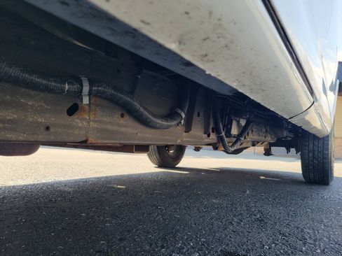 Used 2019 Chevrolet Express 2500 w/ Communications Package RWD image 9