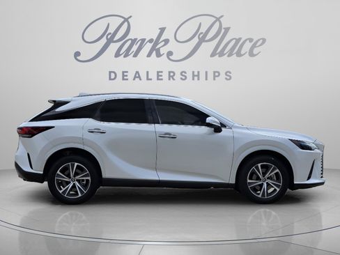 Used 2025 Lexus RX 350 Premium w/ Accessory Package (Z1) FWD image 6