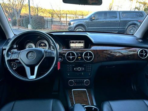 Used 2015 Mercedes-Benz GLK 350 4MATIC image 16