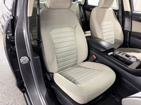 Used 2018 Ford Fusion S image 19