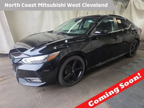 Used 2022 Nissan Sentra SR w/ Midnight Edition image 1