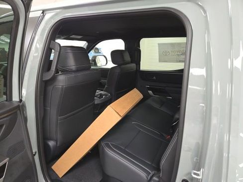 New 2026 Toyota Tundra Limited AWD/4WD image 17