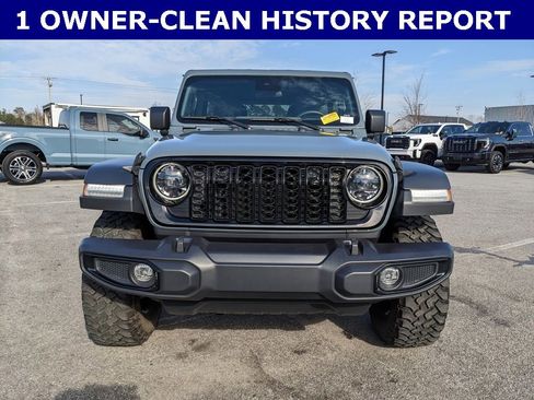 Used 2024 Jeep Wrangler Willys image 6