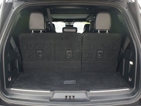 Used 2020 Lincoln Navigator Reserve w/ Equipment Group 208A Reserve image 15