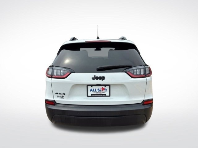 Used 2023 Jeep Cherokee Altitude Lux w/ Mopar Interior Package AWD/4WD image 7