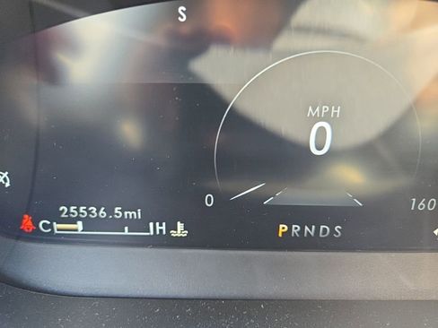 Used 2019 Lincoln Nautilus Premier AWD/4WD image 9