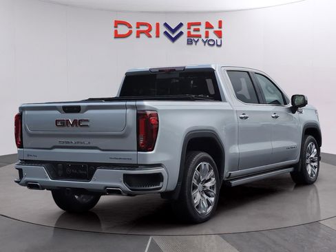 Used 2022 GMC Sierra 1500 Denali w/ Denali Reserve Package image 6