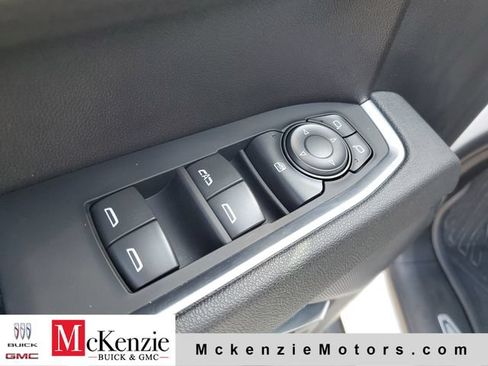 Certified 2026 GMC Sierra 1500 SLE AWD/4WD image 9