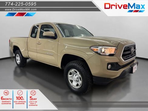 Used 2018 Toyota Tacoma SR5 AWD/4WD image 1