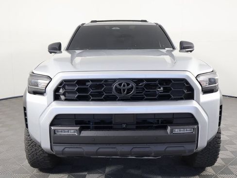 Used 2025 Toyota 4Runner TRD Off-Road Premium AWD/4WD image 2
