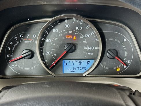 Used 2015 Toyota RAV4 XLE FWD image 18