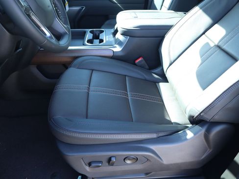 New 2026 Chevrolet Silverado 2500 High Country w/ Midnight Edition image 13