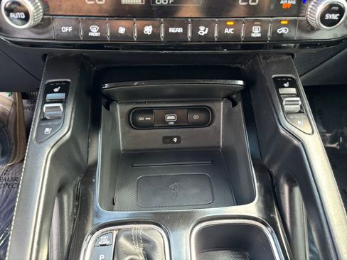 Used 2022 Kia Telluride EX w/ EX Premium Package AWD/4WD image 41