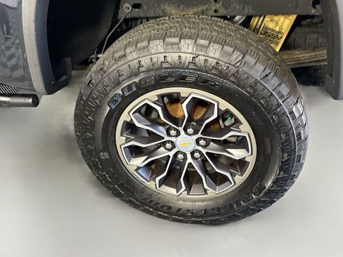 Used 2020 Chevrolet Colorado ZR2 AWD/4WD image 29