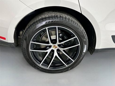 Used 2026 Porsche Macan Turbo AWD/4WD image 13