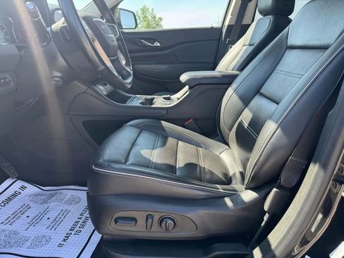Used 2023 GMC Acadia Denali w/ Black Diamond Edition AWD/4WD image 9