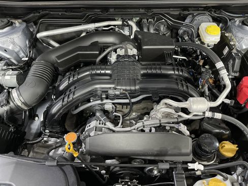 Used 2024 Subaru Crosstrek 2.0i Premium image 16