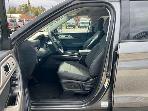 New 2026 Ford Explorer Active image 13