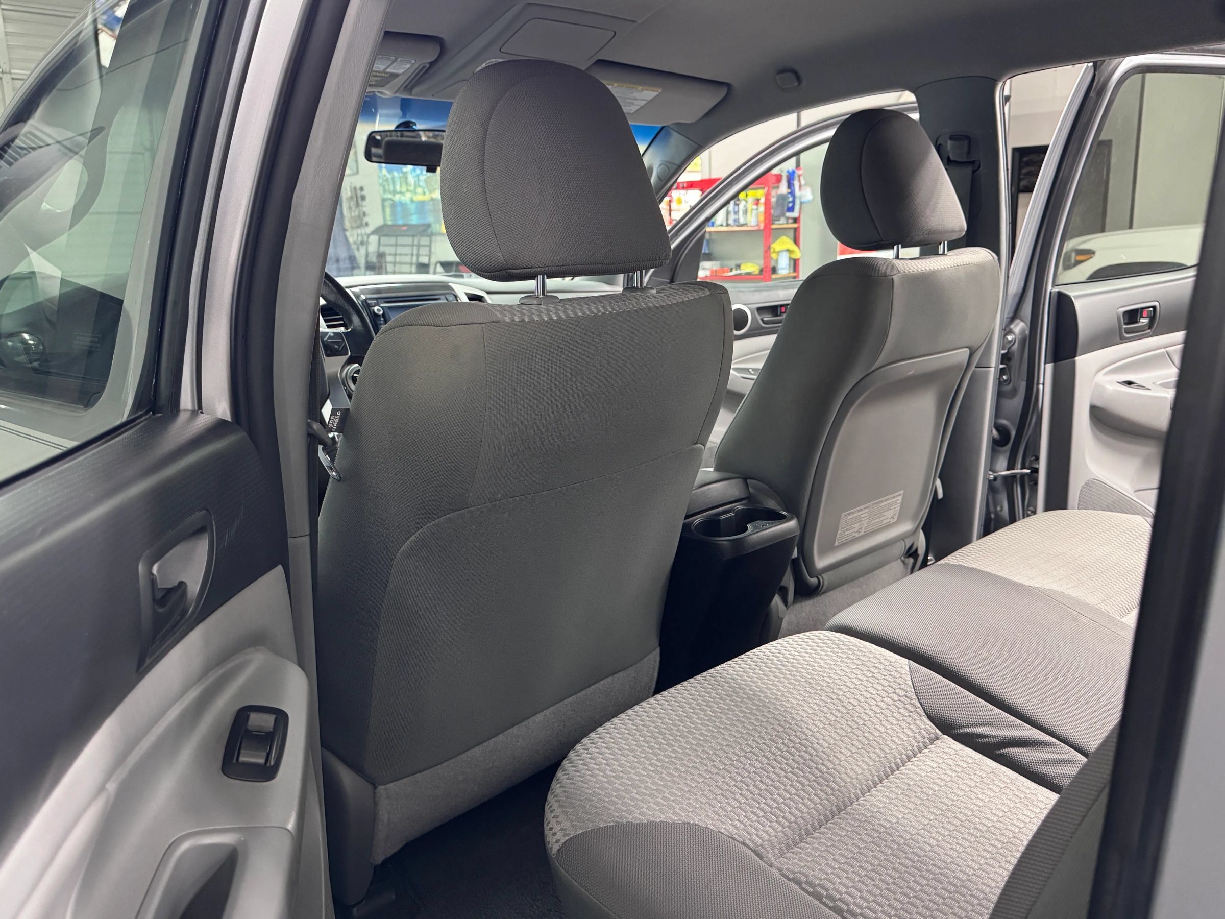Used 2015 Toyota Tacoma 4x4 Double Cab w/ SR5 Package image 18