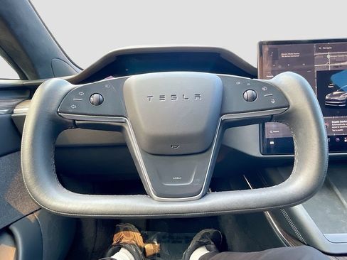 Used 2023 Tesla Model S Standard Range AWD/4WD image 10
