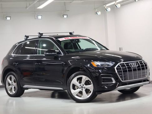 Used 2021 Audi Q5 2.0T Premium Plus w/ Premium Plus Package AWD/4WD image 7