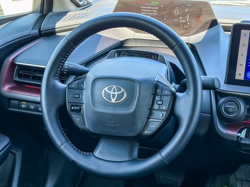 Used 2023 Toyota Prius Prime Premium image 14