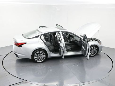Used 2023 Nissan Altima 2.5 SL FWD image 26