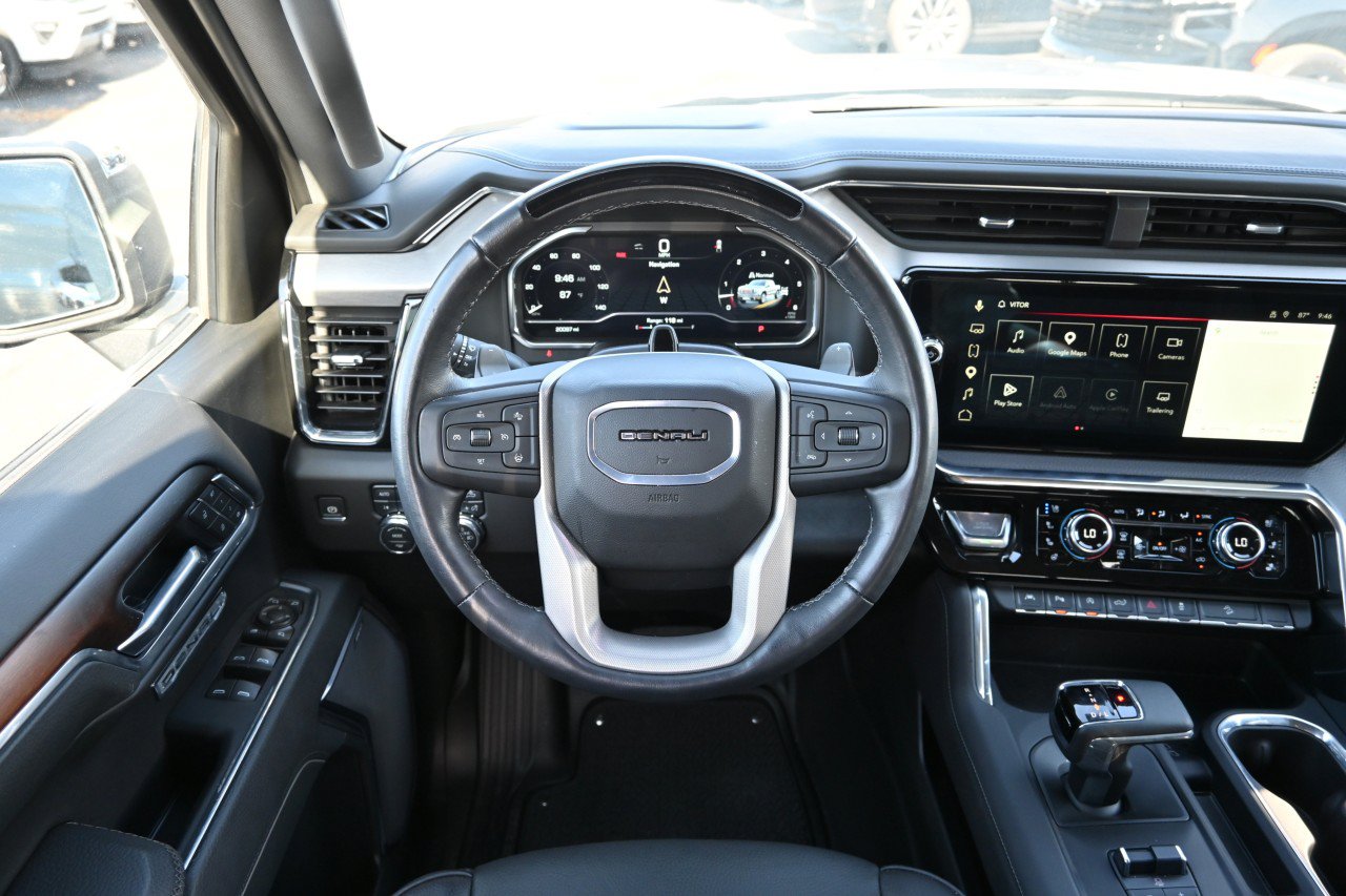 Certified 2025 GMC Sierra 1500 Denali AWD/4WD image 9