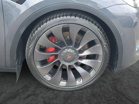 Used 2021 Tesla Model Y Performance AWD/4WD image 6