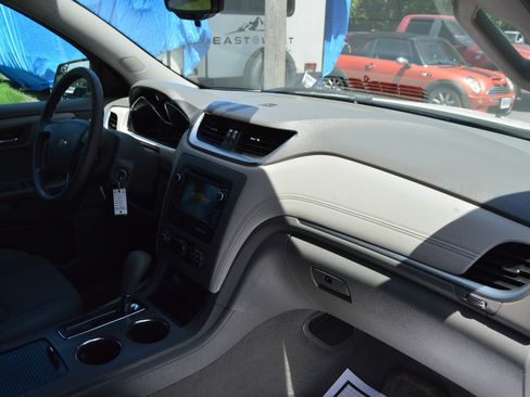 Used 2014 Chevrolet Traverse LS AWD/4WD image 25