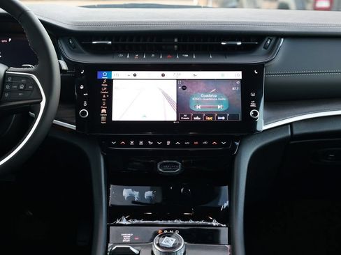 New 2026 Jeep Grand Cherokee L Limited AWD/4WD image 24