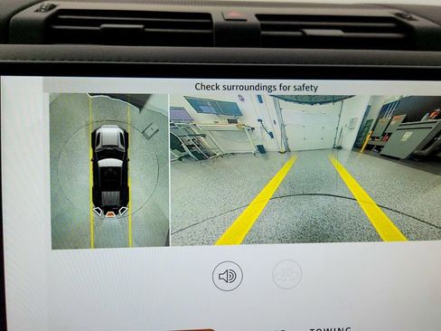 Used 2023 Land Rover Defender 110 X image 20