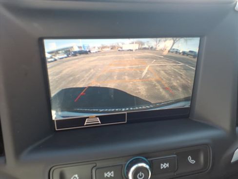Used 2023 GMC Terrain SLE w/ Driver Convenience Package FWD image 10