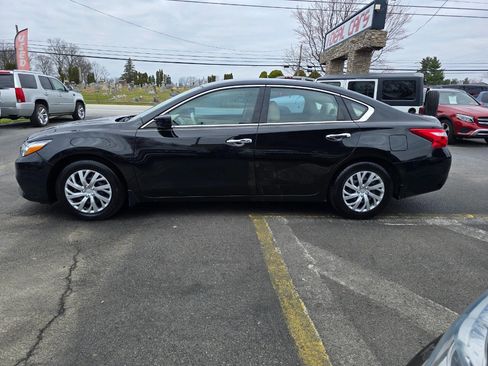 Used 2017 Nissan Altima 2.5 S w/ Power Driver Seat Package image 6